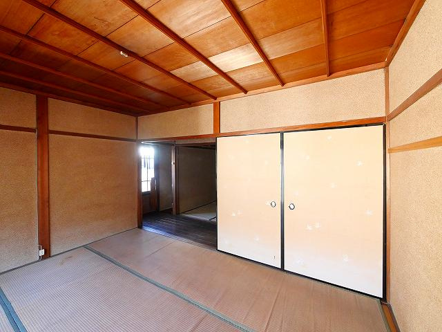 瓦町店舗の内装