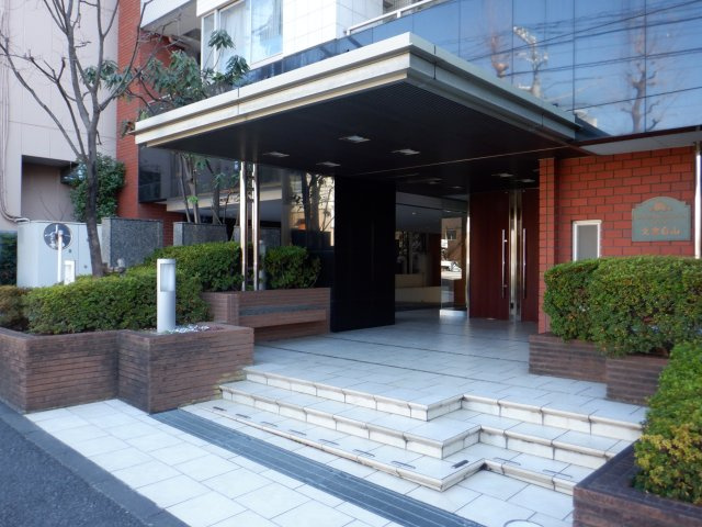 ベルメゾン文京白山のエントランス