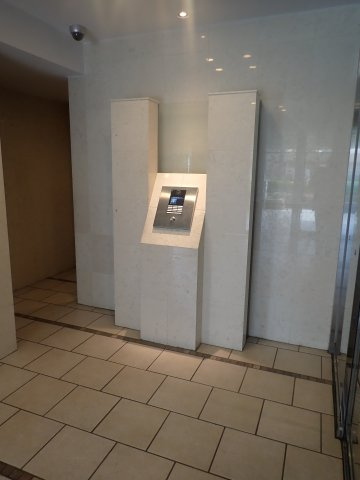 ベルメゾン文京白山のエントランス