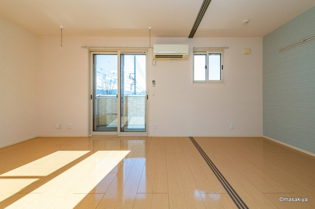 イナダ　バイシュラインの居間・リビング