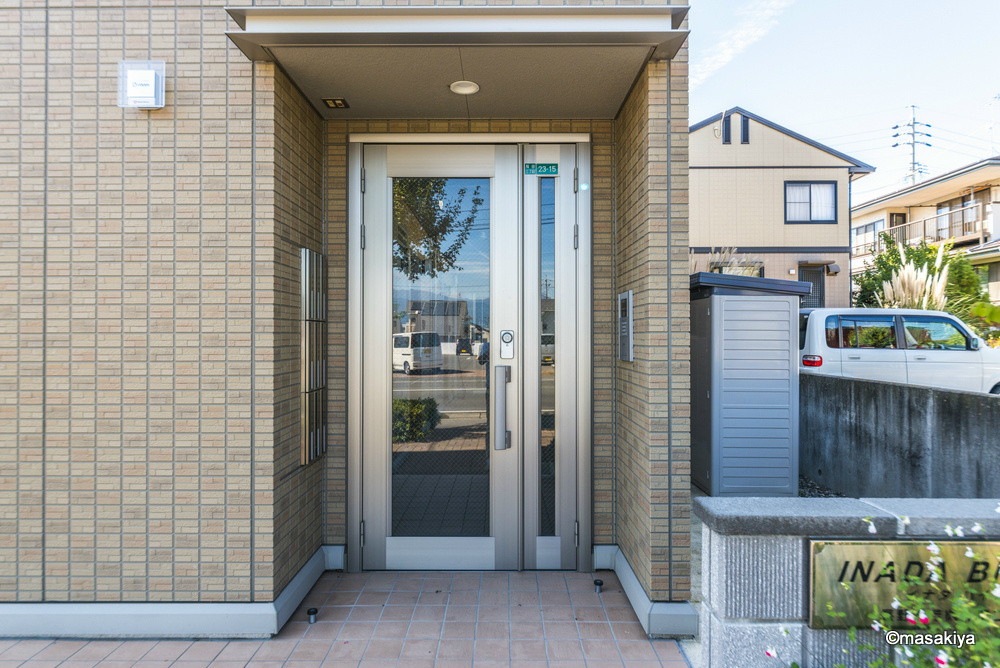 イナダ　バイシュラインのエントランス|エントランスホール