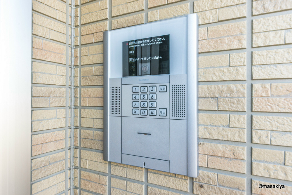 イナダ　バイシュラインのエントランス|オートロック