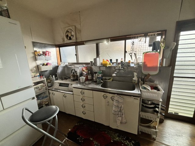 クラブつき！　那須塩原市　中古戸建のキッチン|コンパクトなキッチンで掃除もラクラク