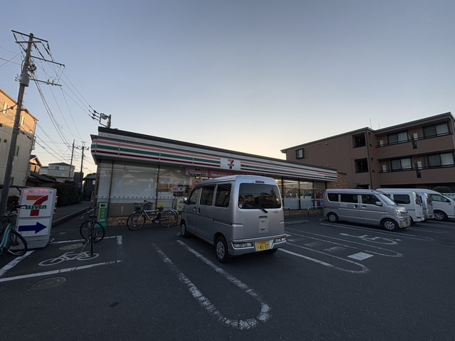 シエロ　アズールのその他|セブンイレブン蕨塚越3丁目店