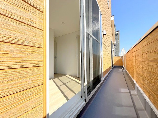 あきる野市小川　全４棟のバルコニー
