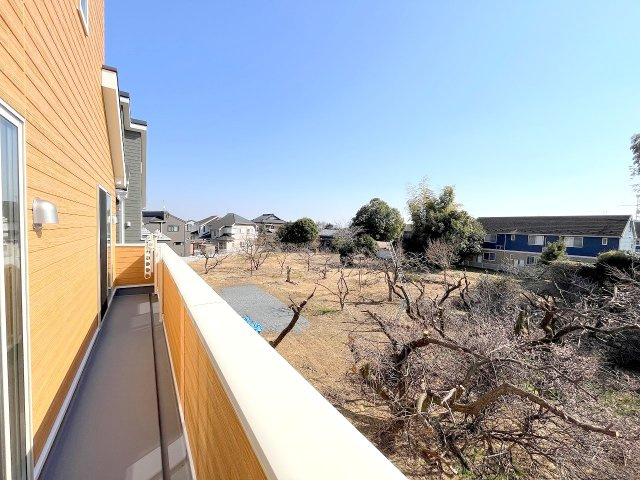 あきる野市小川　全４棟のバルコニー