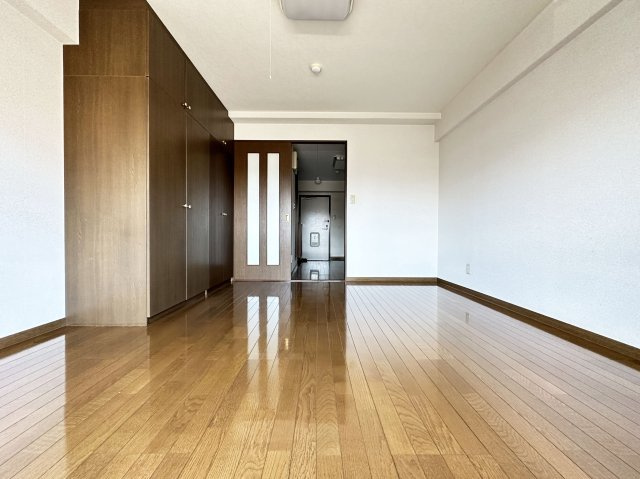 NKオーシャンヒルの居間・リビング