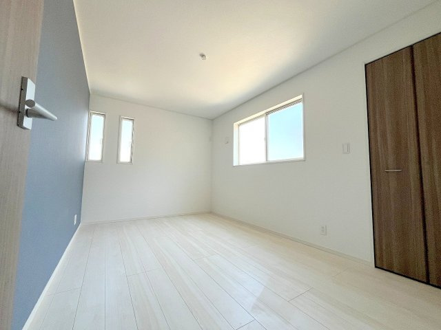 あきる野市小川　全４棟の洋室