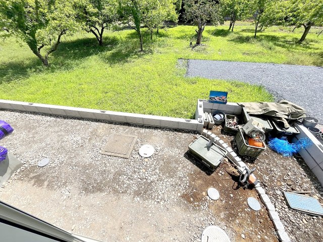 あきる野市小川　全４棟の庭