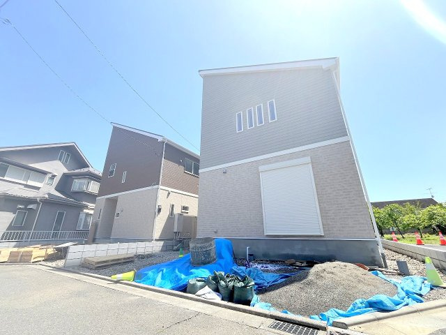 あきる野市小川　全４棟の前面道路含む現地写真