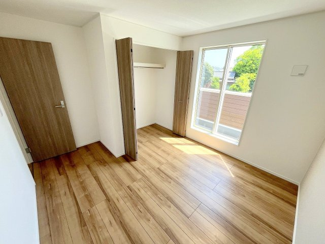 あきる野市小川　全４棟の洋室