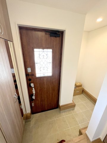 あきる野市小川　全４棟の玄関