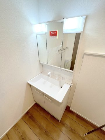 あきる野市小川　全４棟の独立洗面台