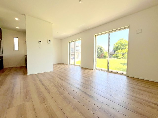 あきる野市小川　全４棟の居間・リビング