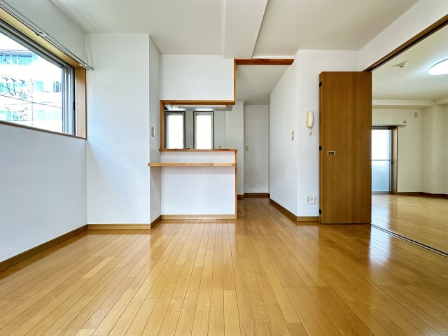 リバーサイド唐人の居間・リビング