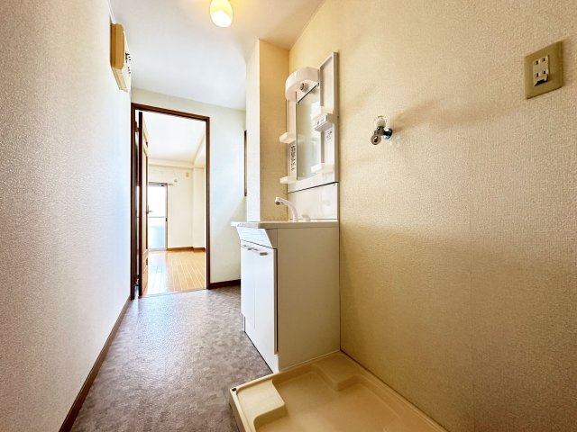 リバーサイド唐人の独立洗面台