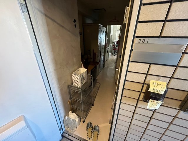 MAKE　BLDGの玄関|201従業員入口