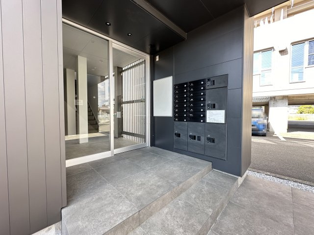 リーヴァかもべⅡのロビー