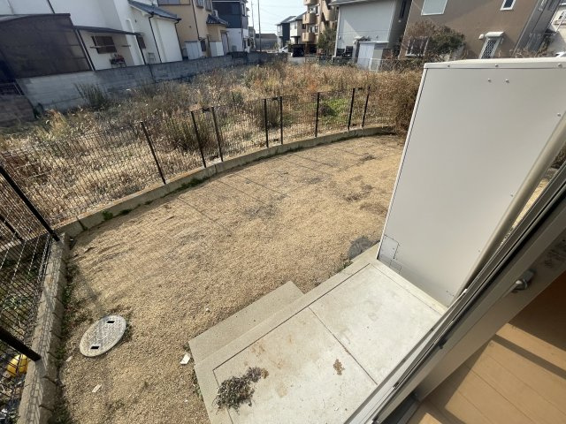 セントラルグレイス　C棟の庭