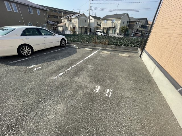 セントラルグレイス　C棟の駐車場