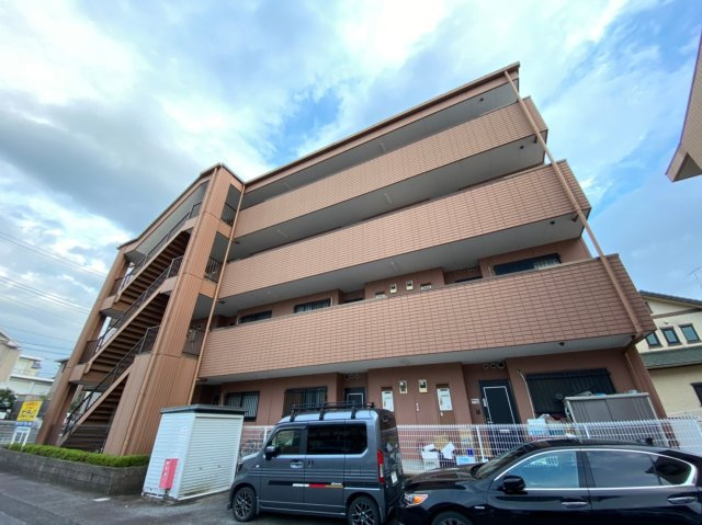 リンピア小野田の外観