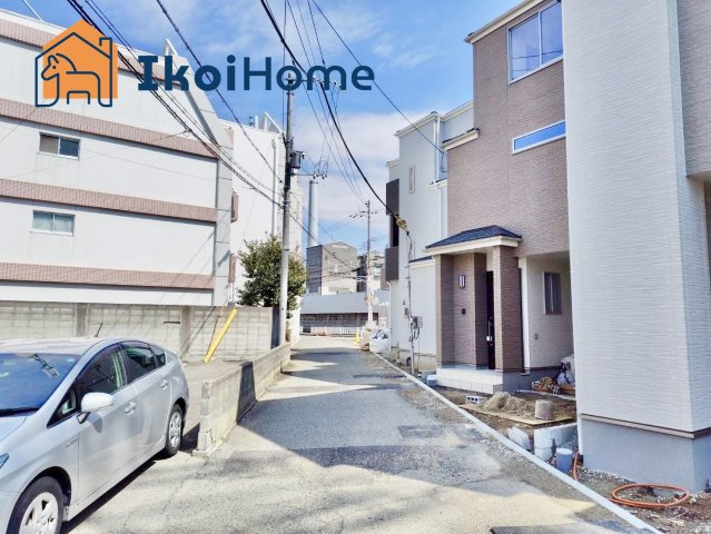 明石市東藤江2丁目　新築戸建　C号棟の周辺|藤江小学校までは徒歩3分！通学路は歩道橋が有り安心です。望海中学校までは徒歩14分。