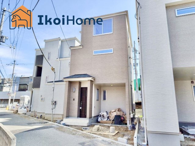 明石市東藤江2丁目　新築戸建　C号棟の駐車場|●年中無休：見学時間9:00～20:00・当日予約可●駐車場はビルトインガレージ1台になります。