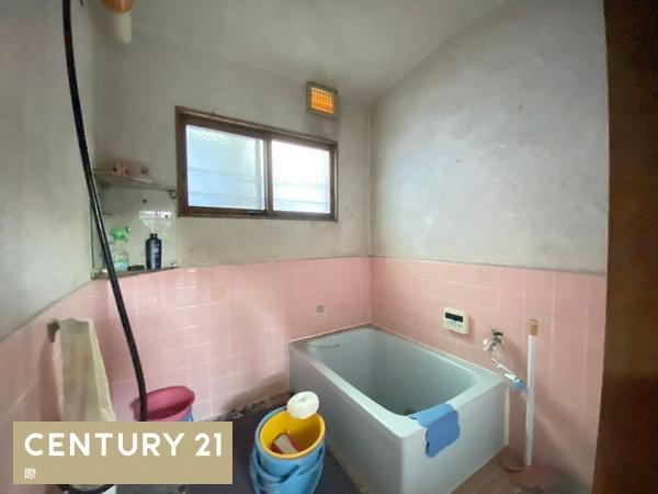 海南市黒江の中古一戸建の浴室