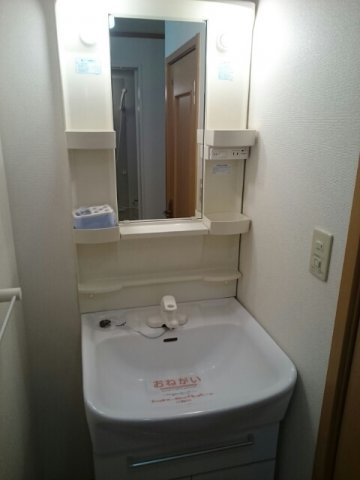 ウランタン壱番館の洗面所|洗面所です