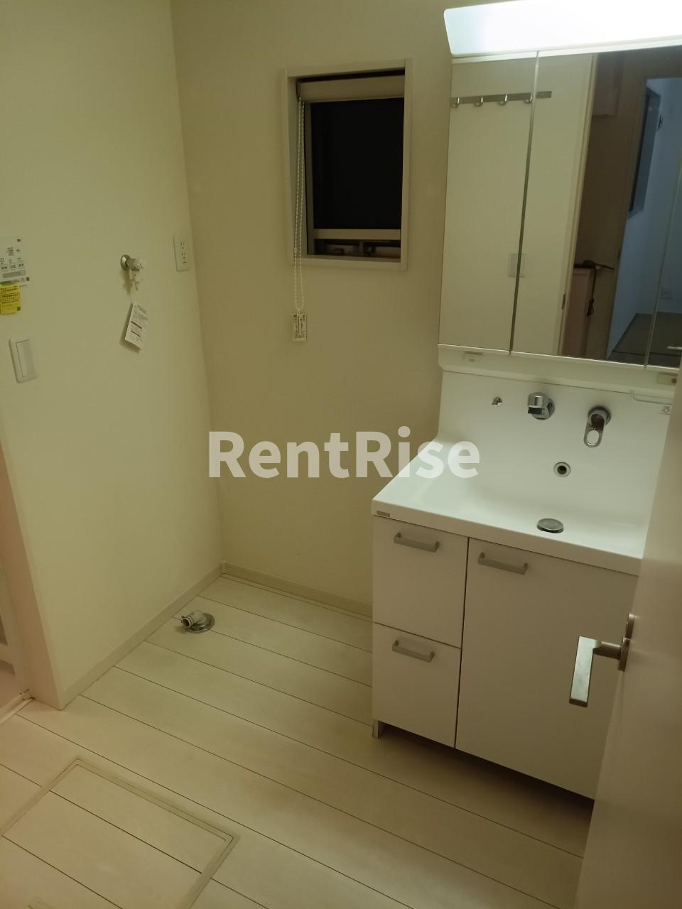 丹陽町外崎戸建ての洗面所