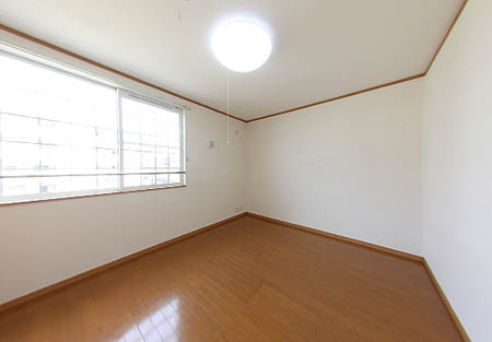 パルフェ和泉の内装|きれいな洋室です