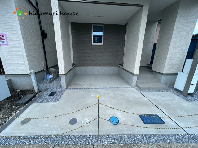 上尾市仲町第1期　新築戸建　リナージュ01の駐車場