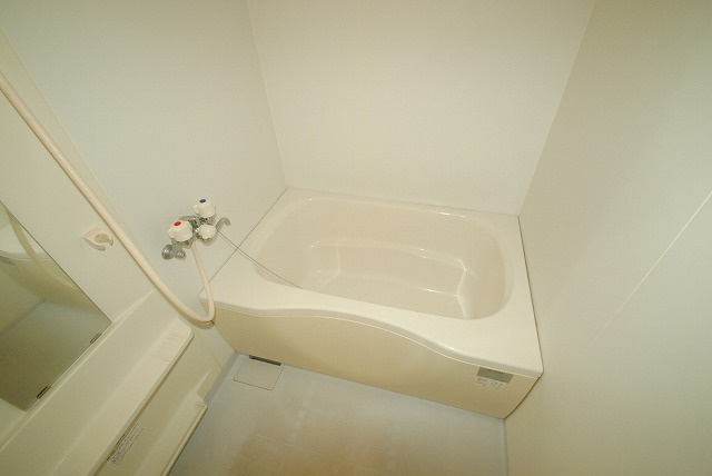 P-COM　KOGA（ピーコム　コガ）の浴室