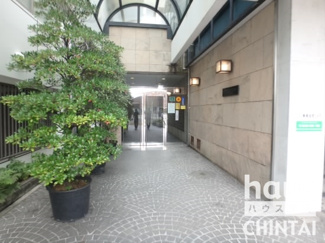 【エントランス】