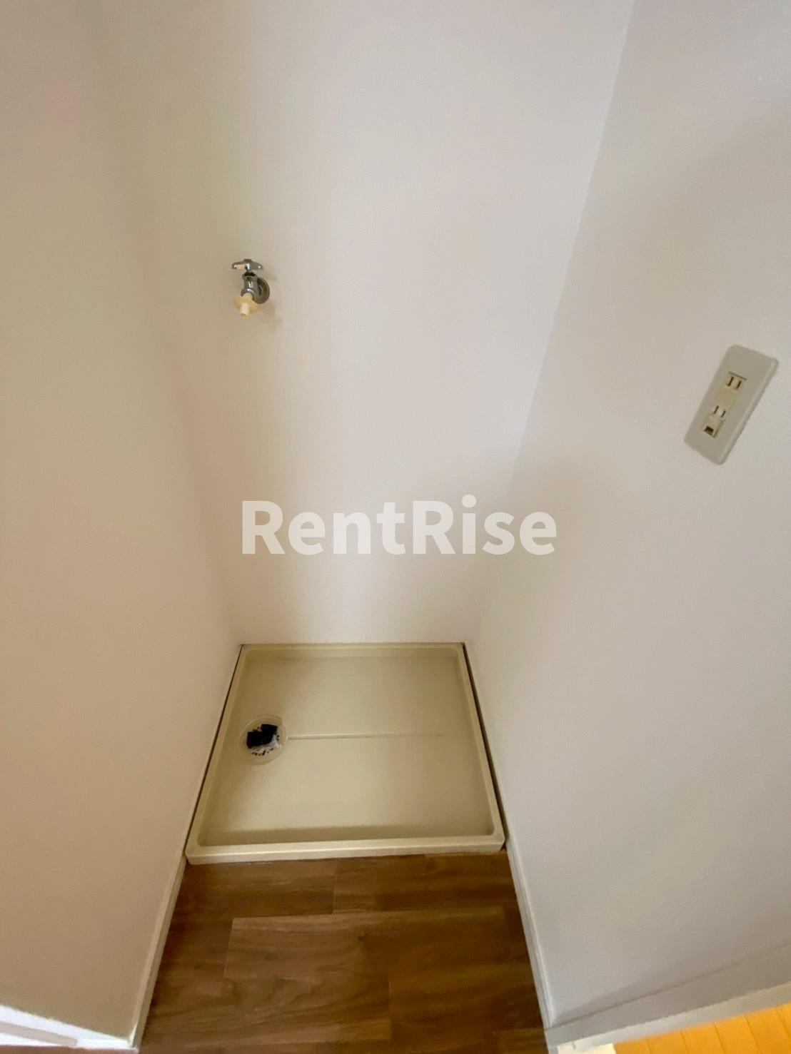 ハイツ森本のエントランス