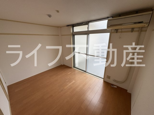 稲田シャトークワジマの居間・リビング|おしゃれなリビングです