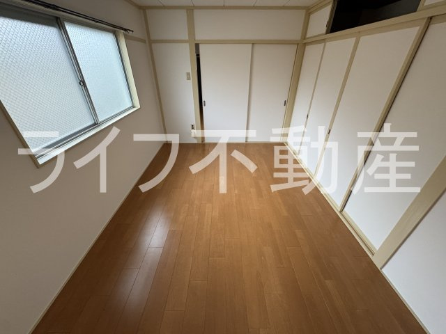 稲田シャトークワジマの内装|明るい色調の室内です