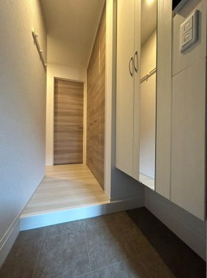 【玄関】 | シャルムソレイユⅠ番館