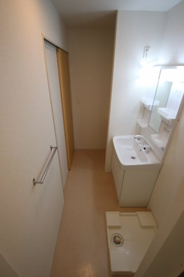 【洗面所】 | エレガント茱萸木