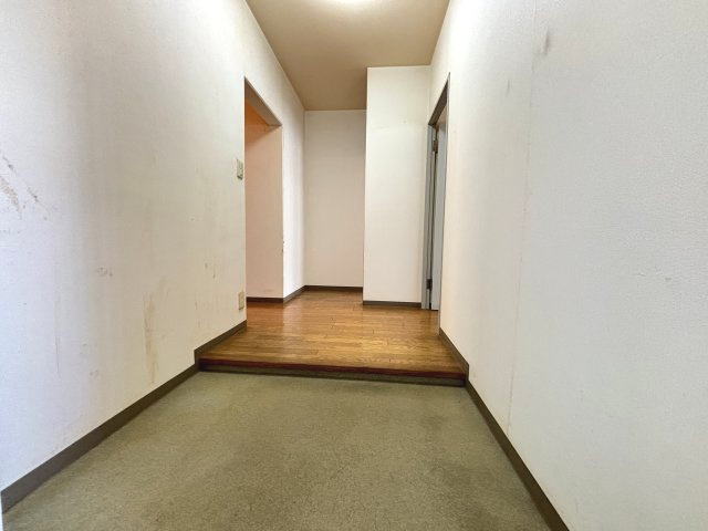 ゆとりある玄関。