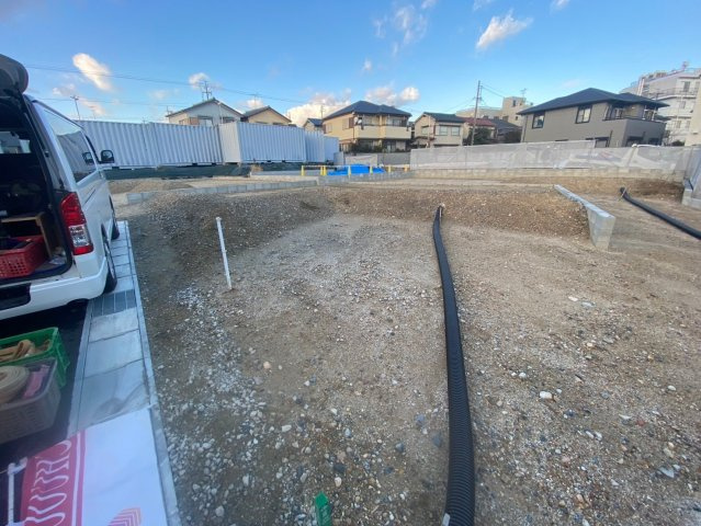 名東区西山台の前面道路含む現地写真