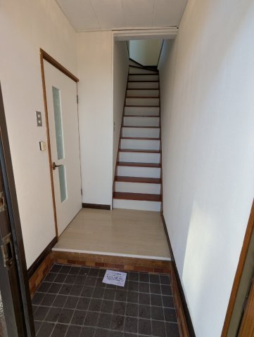 星が浦北3-3借家の玄関