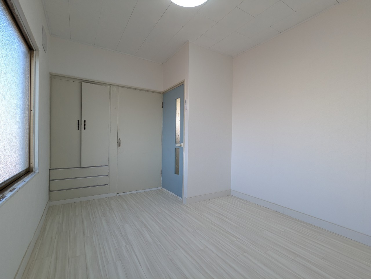 星が浦北3-3借家の洋室