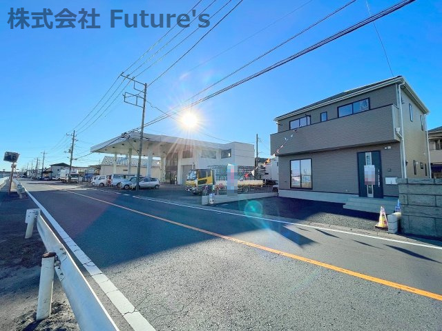 三郷市幸房　新築戸建　全1棟の前面道路含む現地写真|前面道路含む現地写真です。