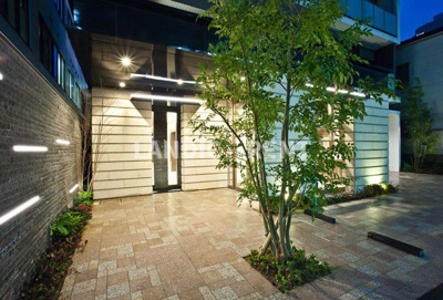 【エントランス】 | グランフォーレ大名プレミア