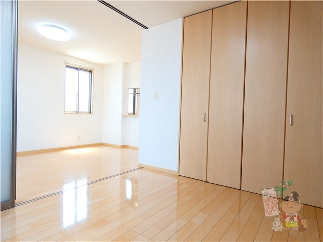 シャーメゾン野田の居間・リビング