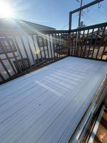 【バルコニー】