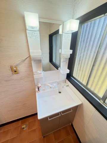 【独立洗面台】