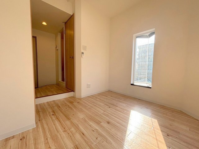 メゾンオパルの居間・リビング