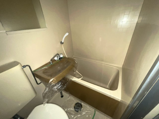 太田ビル小久保の浴室